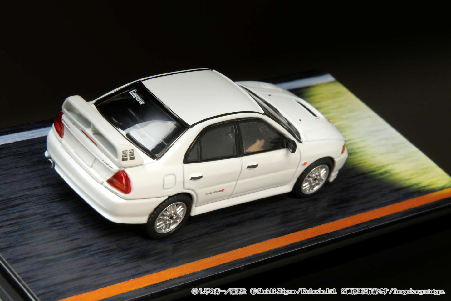 Hobby Japan 1:64 Mitsubishi Lancer RS Evolution 鈪?/ Initial D VS Takumi Fujiwara with Seiji Iwaki Figure