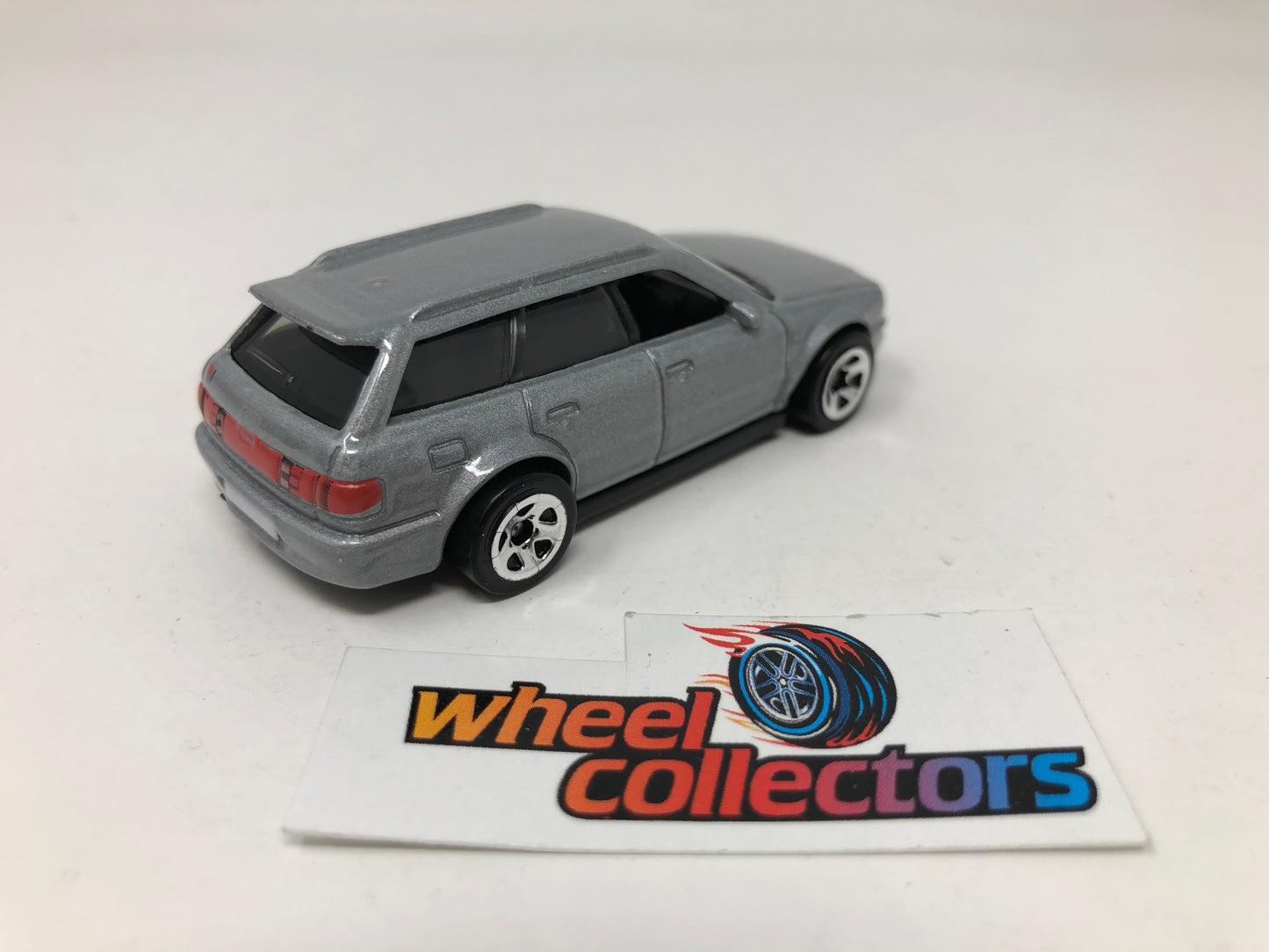 94 Audi Avant RS2 * Silver * Hot Wheels 1:64 scale Diecast Loose