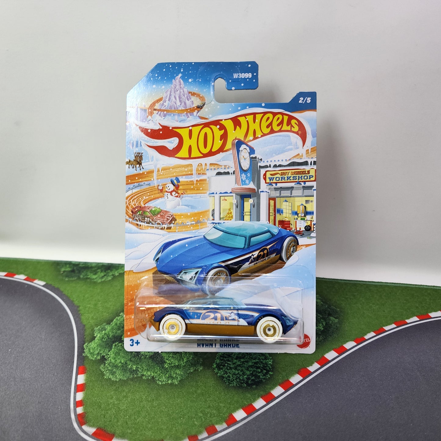 Avant Garde * Hot Wheels Holiday Rods
