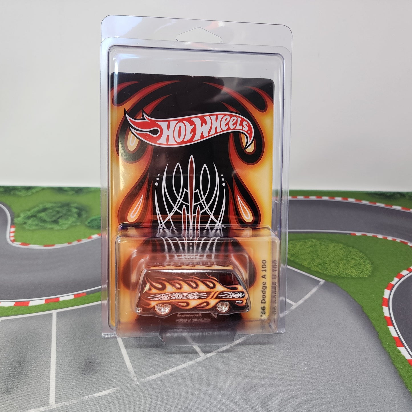 Japan Convention Makoto 66 Dodge A 100 * 2011 Hot Wheels