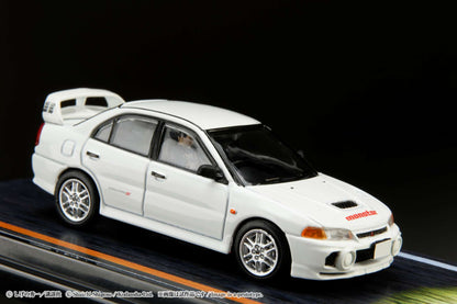 Hobby Japan 1:64 Mitsubishi Lancer RS Evolution 鈪?/ Initial D VS Takumi Fujiwara with Seiji Iwaki Figure
