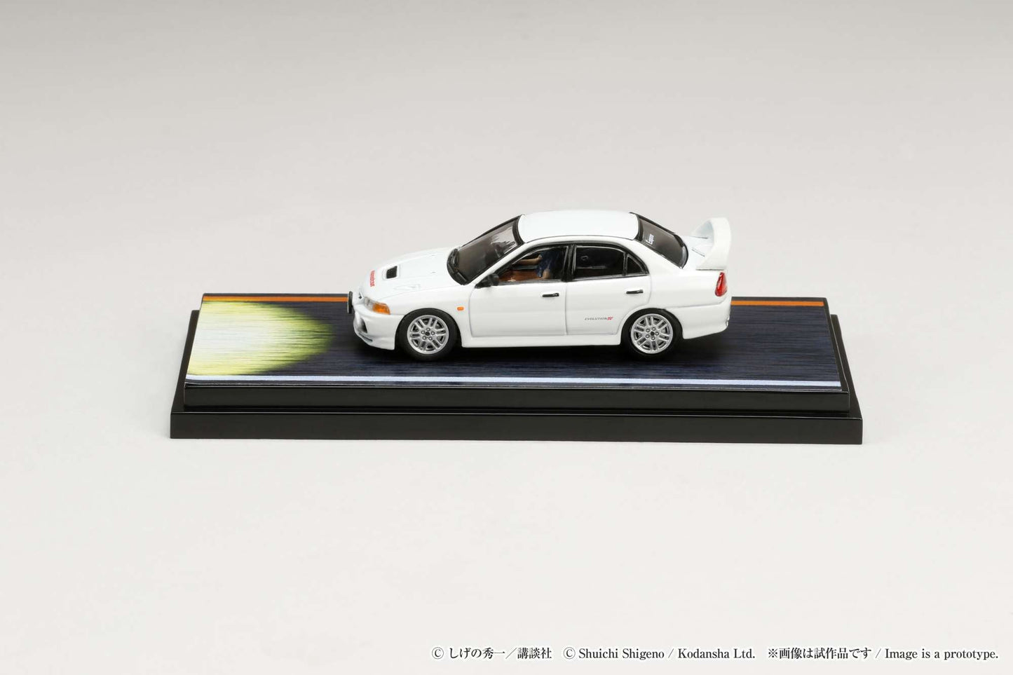 Hobby Japan 1:64 Mitsubishi Lancer RS Evolution 鈪?/ Initial D VS Takumi Fujiwara with Seiji Iwaki Figure