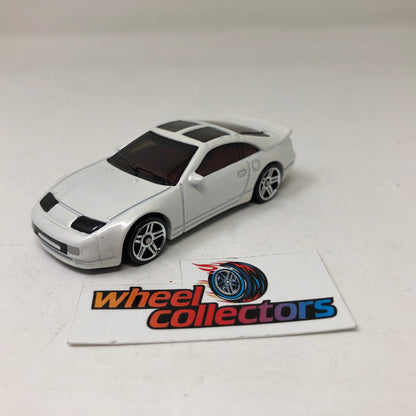 Nissan 300ZX Twin Turbo * White * Hot Wheels Loose 1:64 Scale