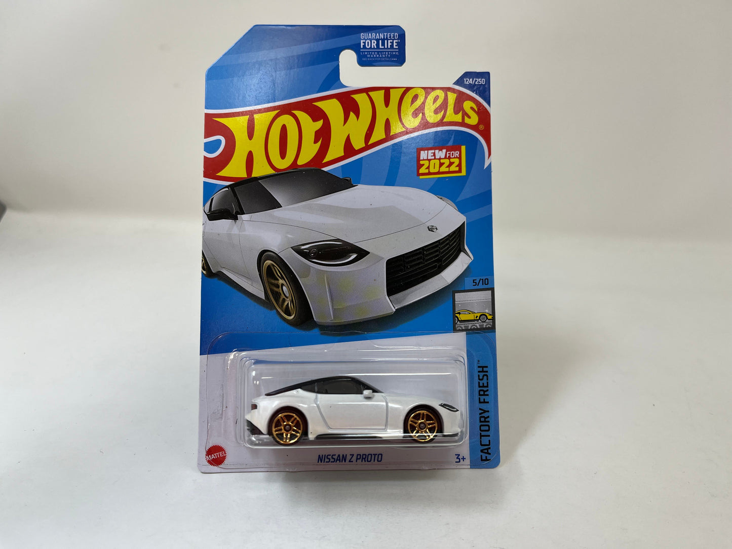 Nissan Z Proto #124 * White * 2022 Hot Wheels USA Card