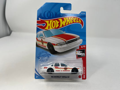 96 Chevrolet Impala SS #227 * White * 2021 Hot Wheels