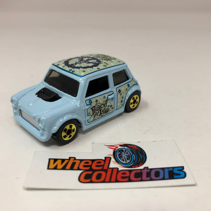 Morris Mini * Blue * Hot Wheels 1:64 scale Diecast Loose