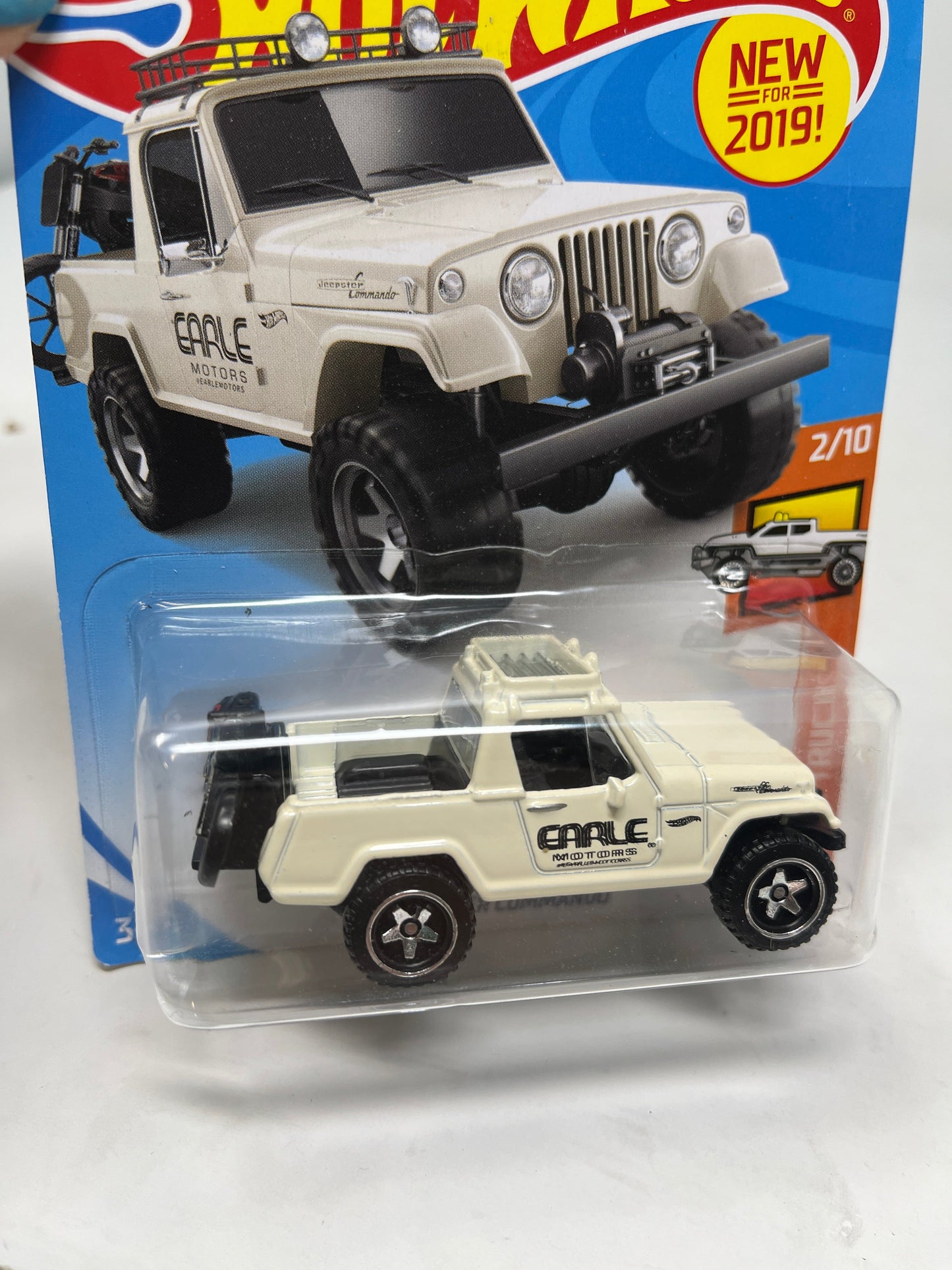 67 Jeepster Commando #84 * 2019 Hot Wheels * White