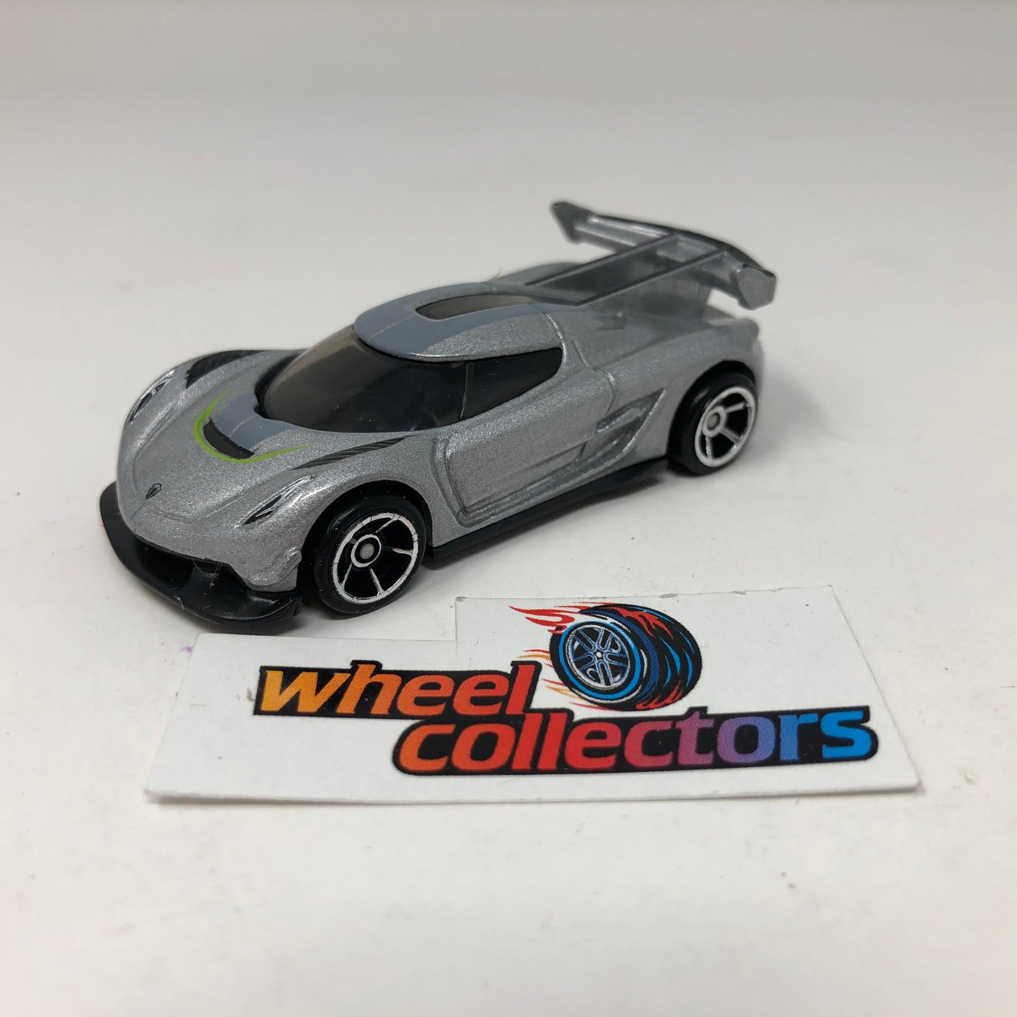 2020 Koenigsegg Jesko * Gray * Hot Wheels Loose 1:64 Scale