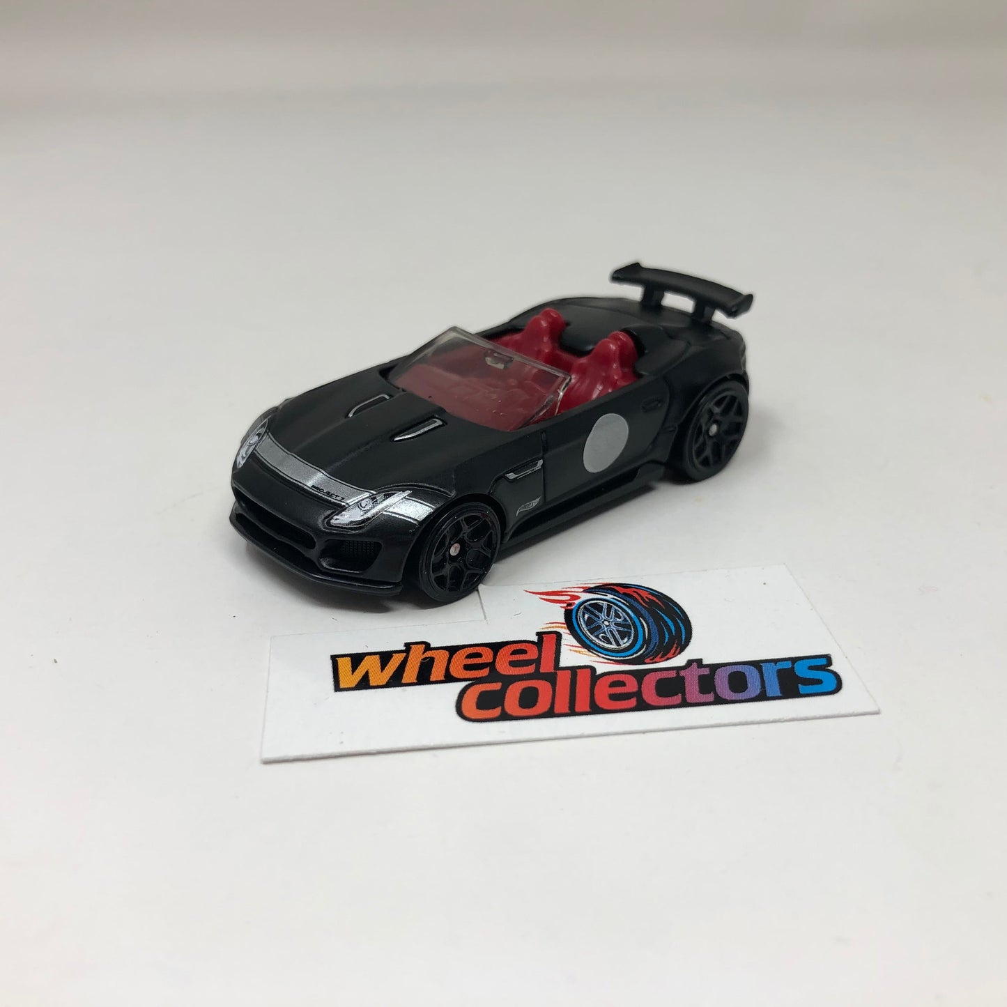 15 Jaguar F-Type Project 7 * Black * Hot Wheels Exotics European Series Loose 1:64 Scale
