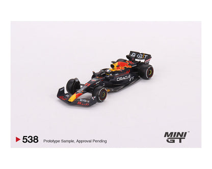 MINIGT 1:64 F1 Oracle Red Bull Racing RB18 #11 Sergio P茅rez 2022 Abu Dhabi Grand Prix 3rd Place