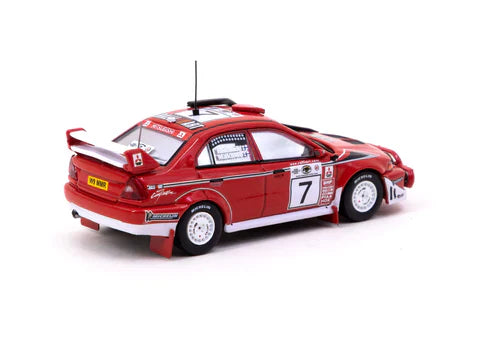Tarmac Works 1:64 Mitsubishi Lancer Evolution 6.5, Safari Rally 2001 Winner, Tommi M盲kinen / Risto Mannisenm盲ki
